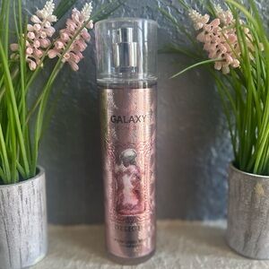 New Galaxy Concept Delight Perfume Body Spray Pour Femme Full Size NWT 250ml